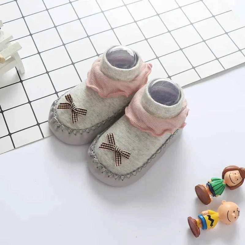 Baby Walking Socks Soft Sole Shoes 0-2Year Newborn Early Education Adhesive Anti Slip Floor Sock Cute Bow Shoe Kids Footwear