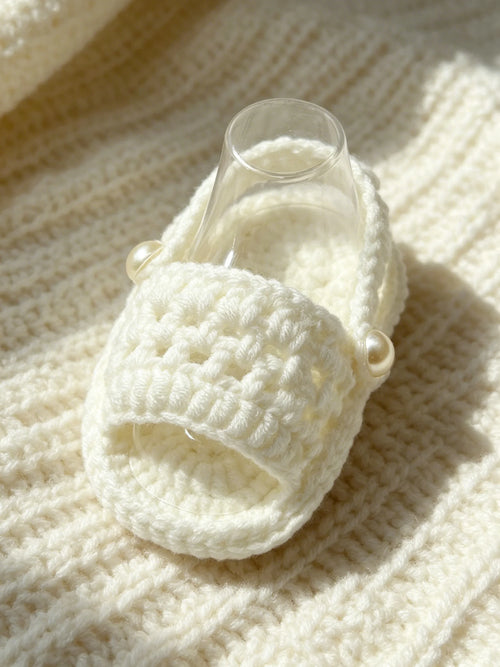 1 Pair Crochet Baby Sandals, White, Open-Toe Slides with Pearl Detail, Infant Shoes